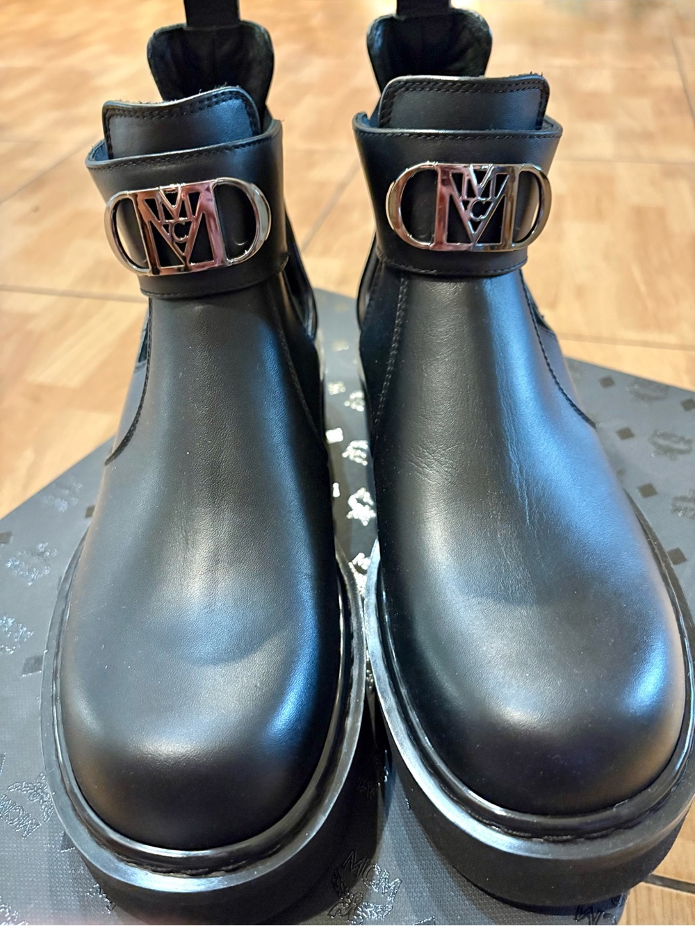 MCM Travia Black Italy Leather Cutout Ankle Boot Women's EU38/US 7.5-8 MSRP $830 - Picture 6 of 13